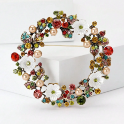 Rhinestone White Plum Blossom Wreath Brooch